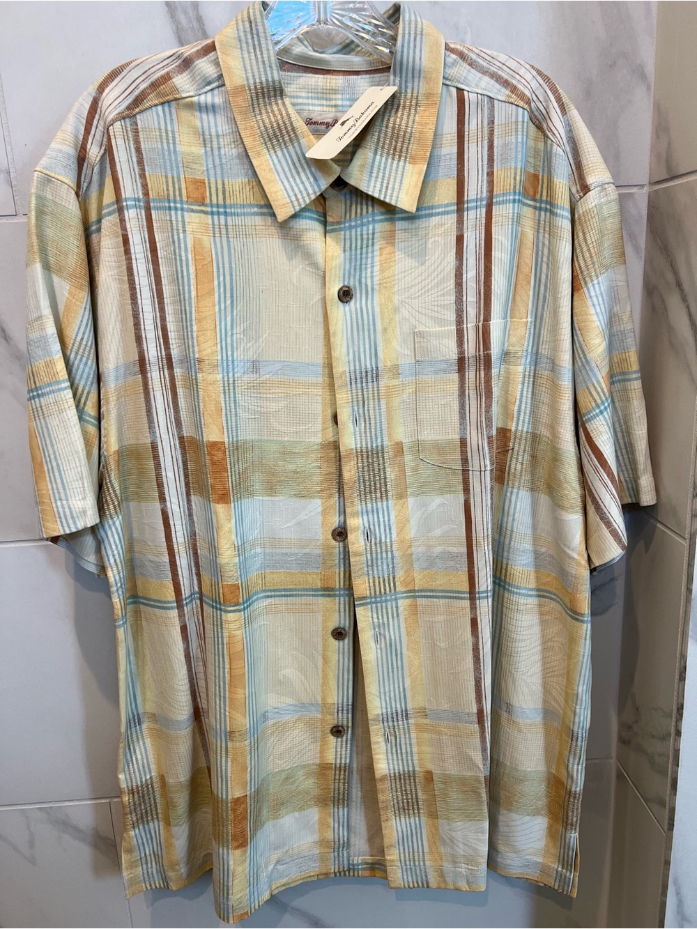 Tommy Bahama short-sleeve camp shirt NWT $40
